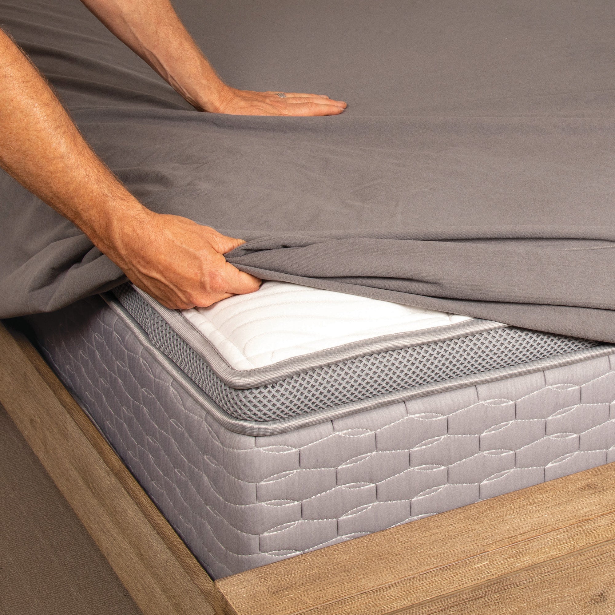 Conni Premium Mattress Protector – Charcoal